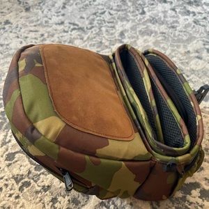 TushBaby Hip Seat Carrier